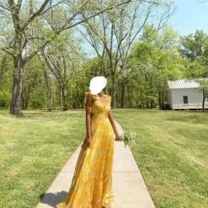 【MAC DUGGAL】イエローフローラルカットアウトガウン Yellow Ruffle Tiered Floral Cut-Out Chiffon Gown - Mac Duggal